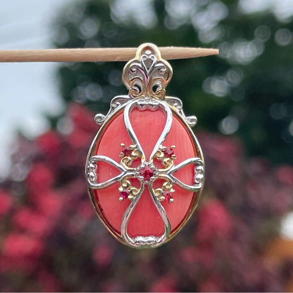 Gems En Vogue Salmon Coral Sapphire Pendant 100$